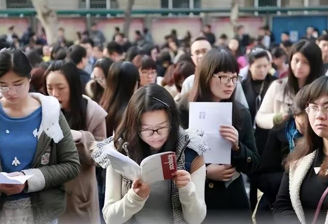 2023年考研党或迎“拦路虎”，这些消息要注意，你知道了吗？